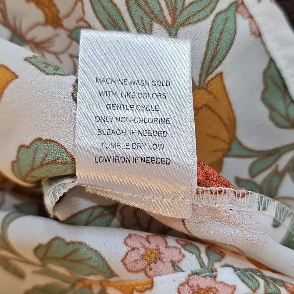 Top - Picture 13 of 16